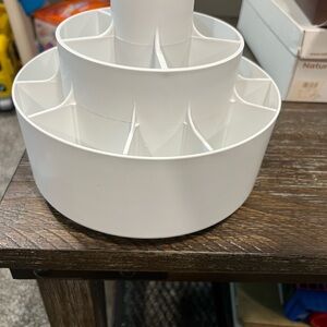 Pampered Chef Rotating kitchen Organizer